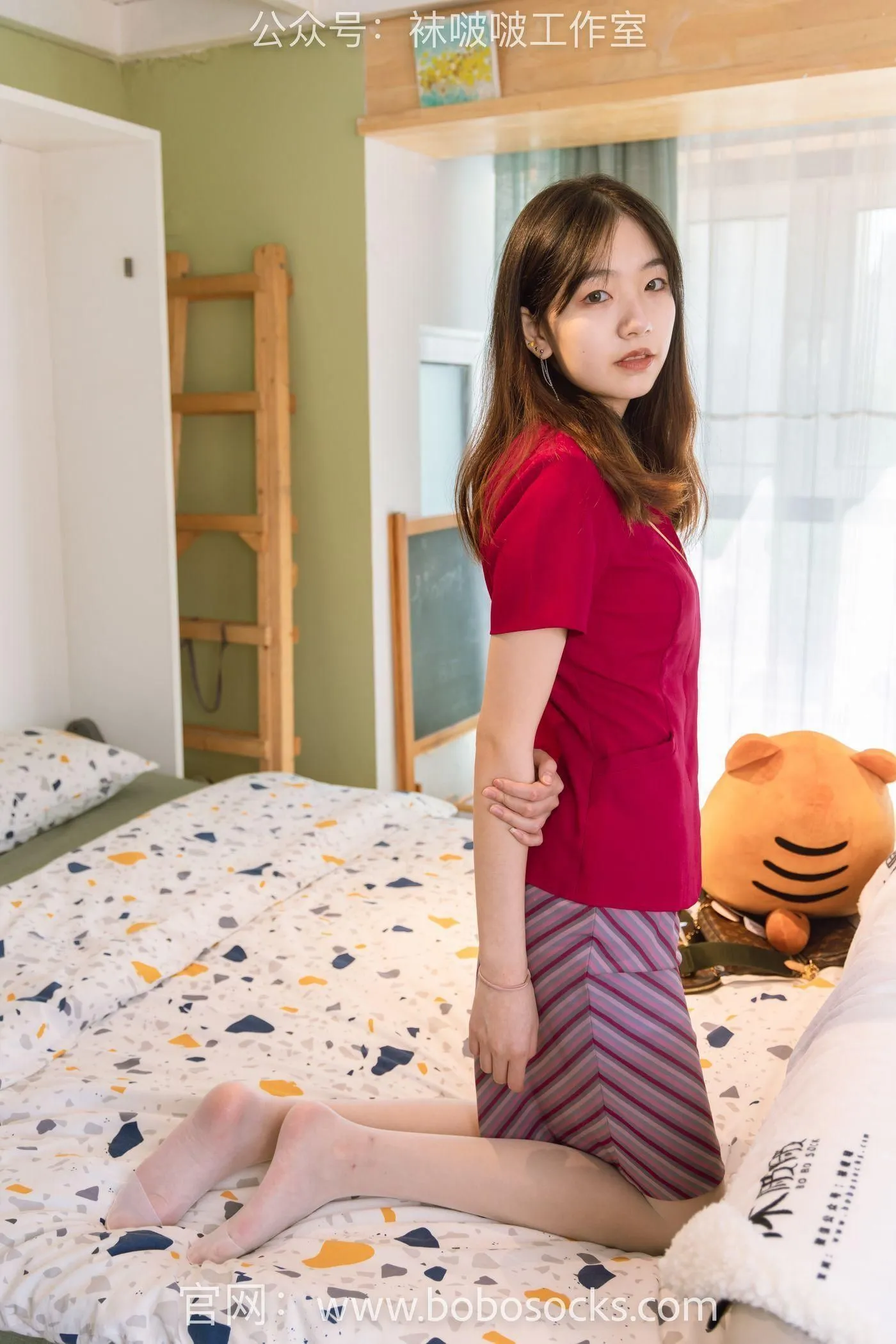 [BoBoSocks袜啵啵]NO.099 小甜豆-高跟鞋、黑丝、白丝 [140P]插图9